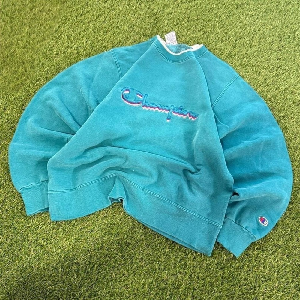 Vintage Champion teal sweatshirt Size M